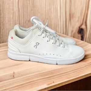 ON CLOUD THE ROGER ADVANTAGE Men's White Tennis Court Athletic Running Shoe 10.5